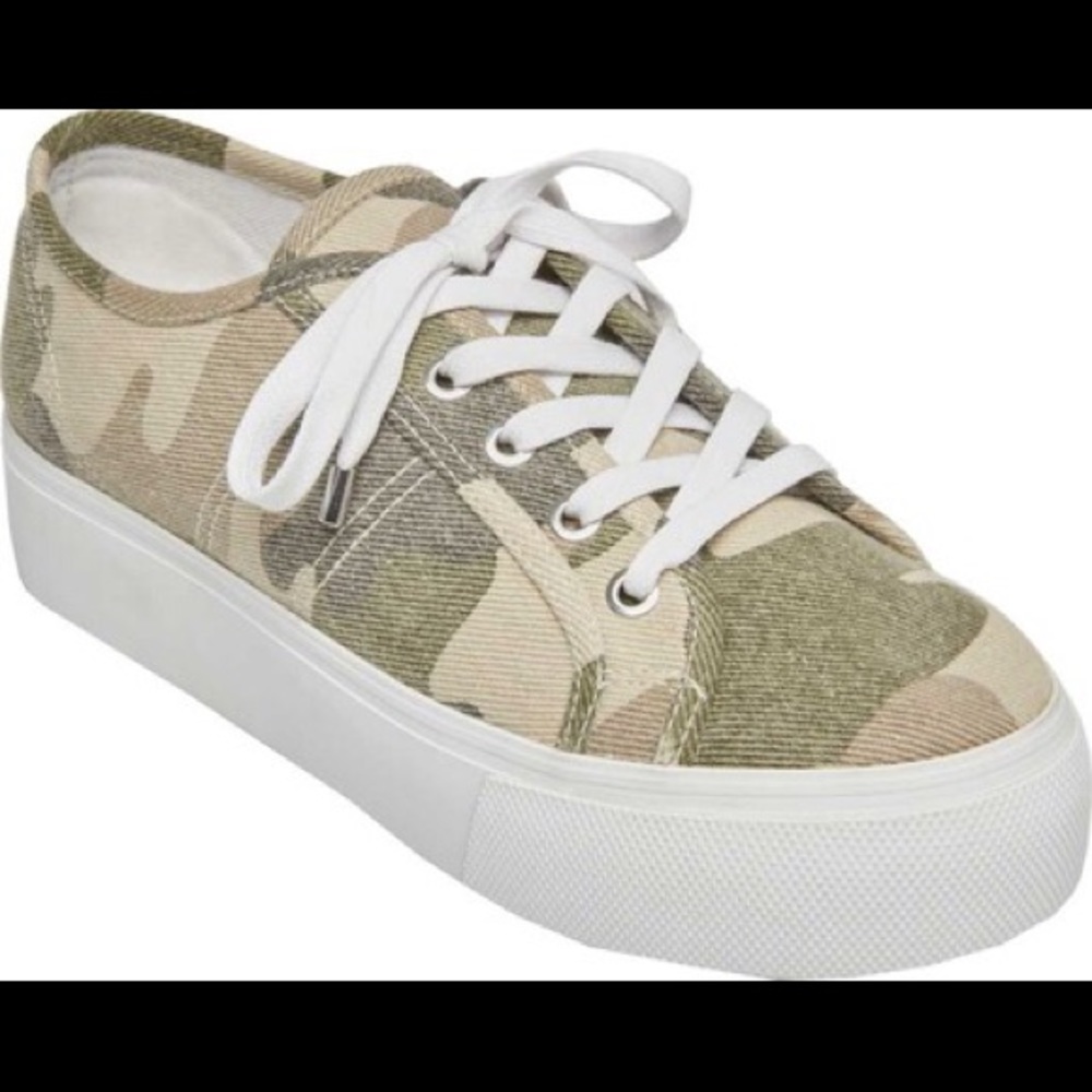 Steve Madden camo sneakers